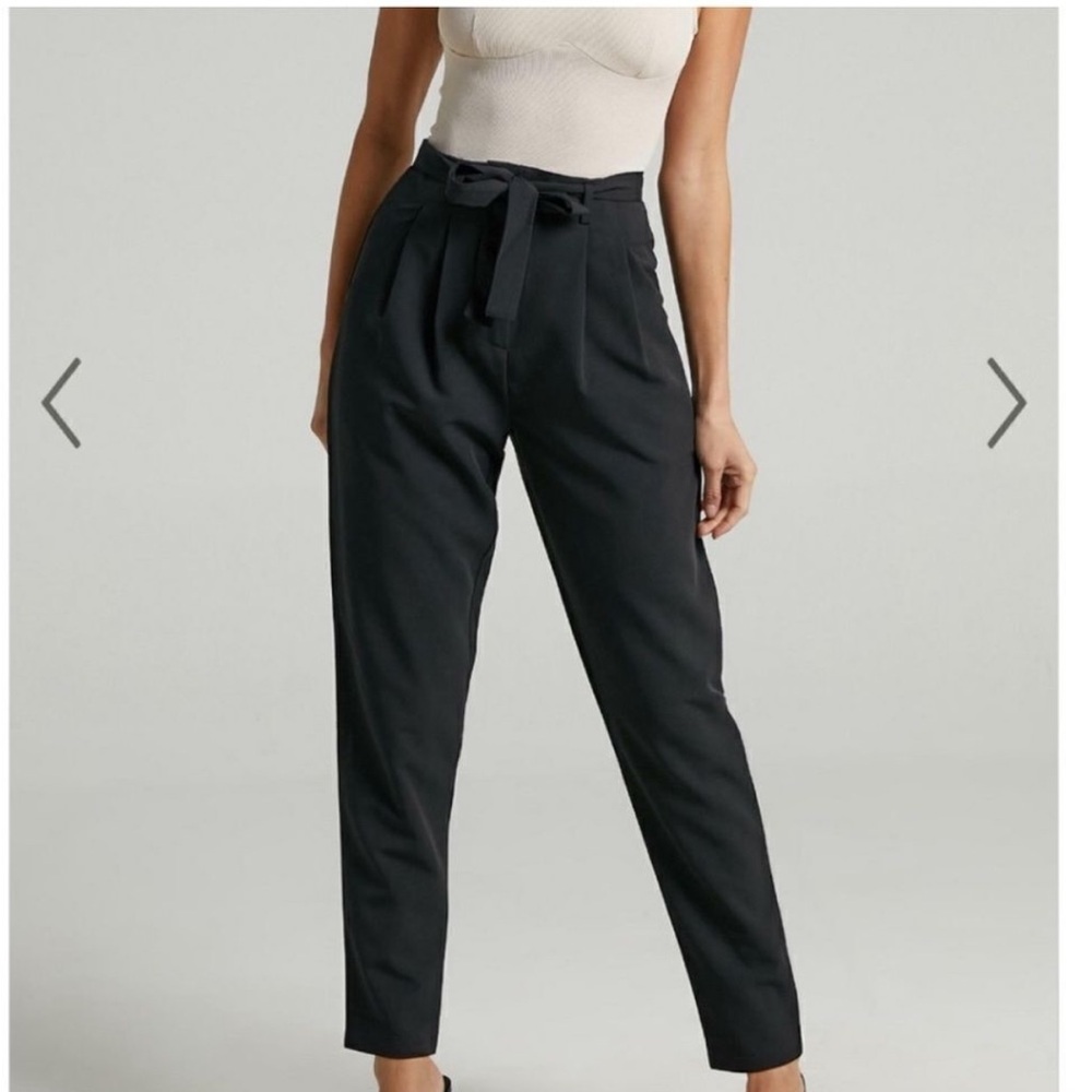 Showpo Women’s Black high waisted paper bag trousers Size 2